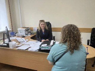 Как бердчанка нашла постоянную работу через общественные работы