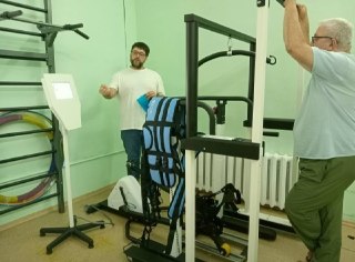 Дом-интернат в Бердске получил современное оборудование для реабилитации за 9 млн рублей